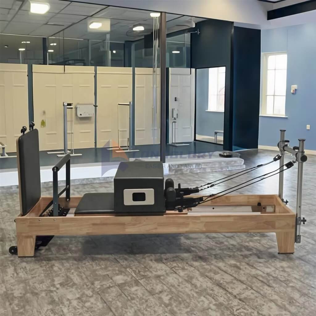 Hliník stoupá reformátor dub pilates