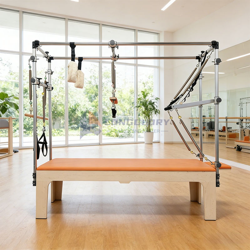 Javorový dřevěný pilates Cadillac Reformer